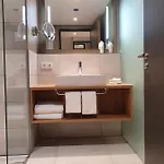 Piazza Und Restaurant 4*