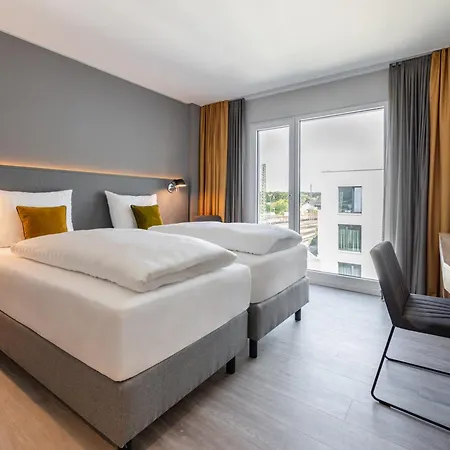 Piazza Und Restaurant Hotel Aalen