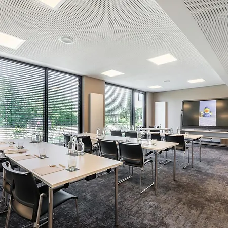 Piazza Hotel Und Restaurant 4*