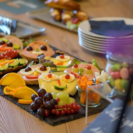 فندق Piazza Hotel Und Restaurant