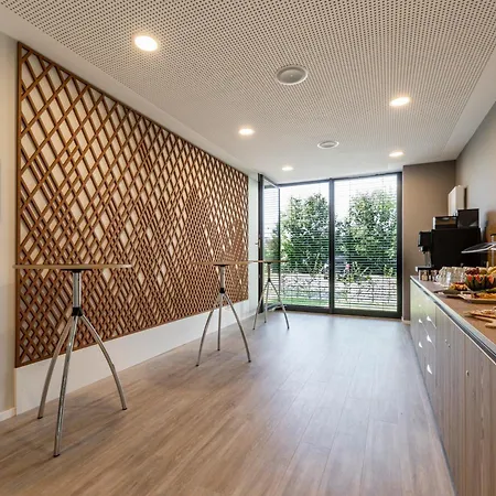 Hotel Piazza Und Restaurant 4*