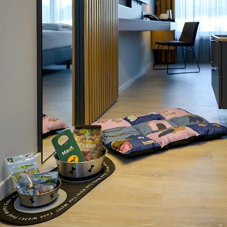 Piazza Hotel Und Restaurant 4*