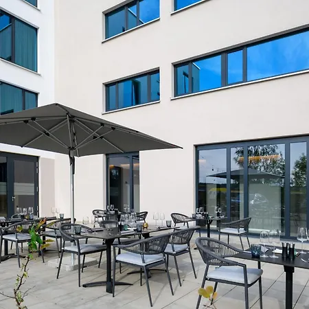 Piazza Und Restaurant Hotel