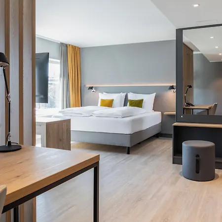 Hotel Piazza Und Restaurant 4*