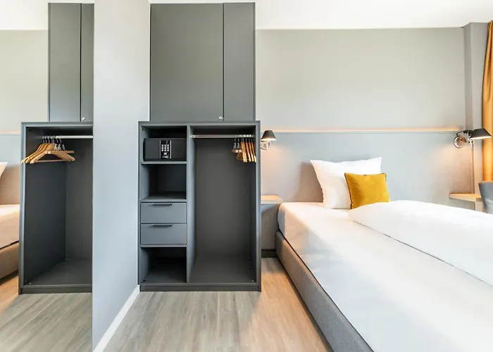 Piazza Und Restaurant 4*