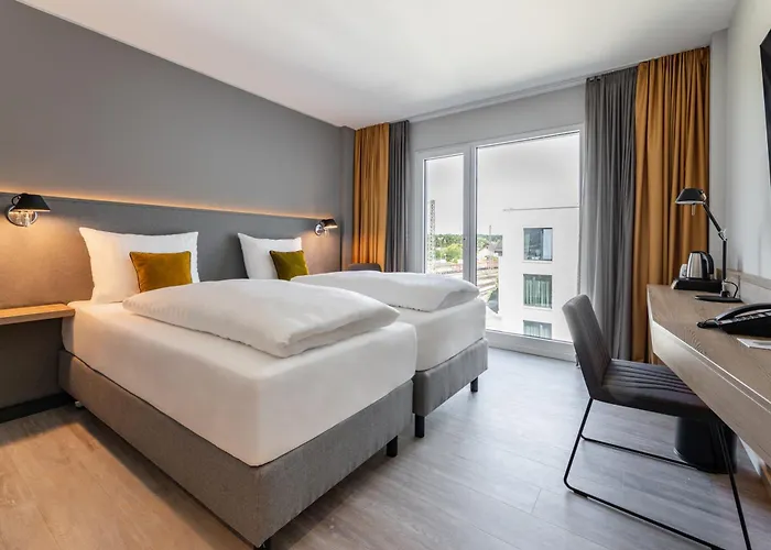 Piazza Und Restaurant Hotel Aalen