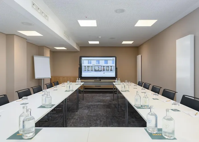 Piazza Und Restaurant