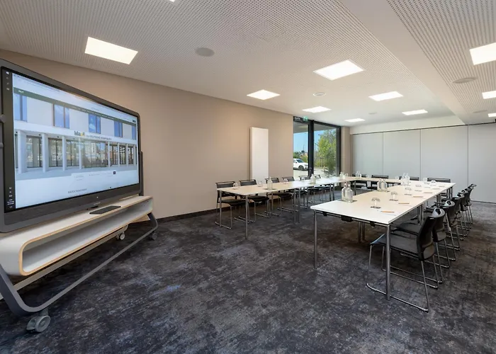 Piazza Und Restaurant Otel 4*