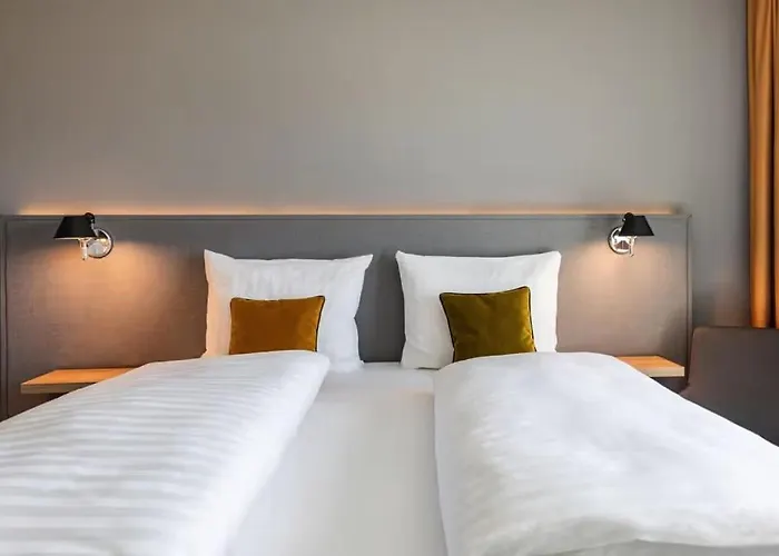 Piazza Und Restaurant 4*