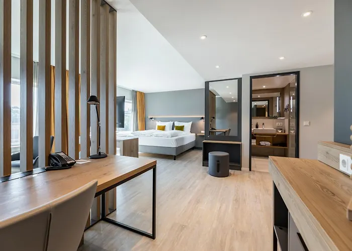 Hotel Piazza Und Restaurant 4*